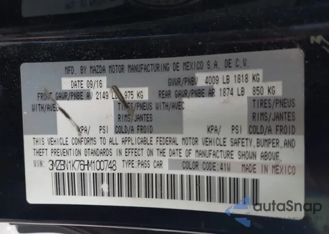 2017 Mazda Mazda3 Sport z USA, uszkodzony, nr VIN 3MZBN1K76HM100748